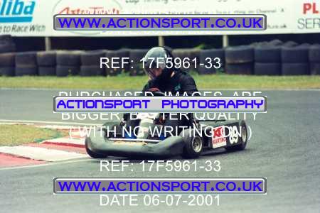 Photo: 17F5961-33 ActionSport Photography 06/07/2001 NatSKA Kart Championships _4_Race4_Black-Red-Green #89