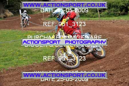 Photo: 951_3123 ActionSport Photography 25/05/2009 AMCA Uley MXC - Rockhampton [Mon] _7_MX2JunOver18
