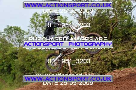 Photo: 951_3203 ActionSport Photography 25/05/2009 AMCA Uley MXC - Rockhampton [Mon] _7_MX2JunOver18